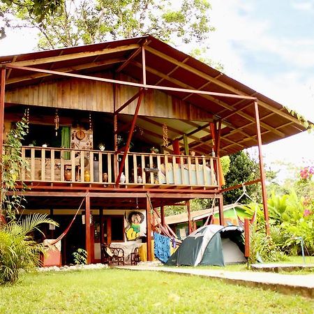 Hakuna Matata Hostel 까위따 외부 사진